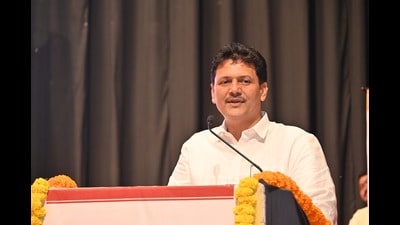 To strengthen emergency services, 250 new ambulances will soon be deployed under the 108 service, covering both public and empanelled private hospitals. (HT) To strengthen emergency services, 250 new ambulances will soon be deployed under the 108 service, covering both public and empanelled private hospitals. (HT)