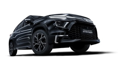 The Toyota Urban Cruiser Hyryder Aero edition features multiple aesthetic updates. The Toyota Urban Cruiser Hyryder Aero edition features multiple aesthetic updates.