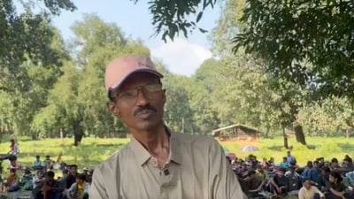 పోలీసుల ఎదుట లొంగిపోయిన ఆశన్న