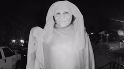 Three persons in Halloween masks try to break into Virginia home. (X/@unlimited_ls)