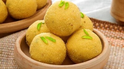 How to control glucose levels in diabetic patients during Diwali? (Adobe Stock) How to control glucose levels in diabetic patients during Diwali? (Adobe Stock)