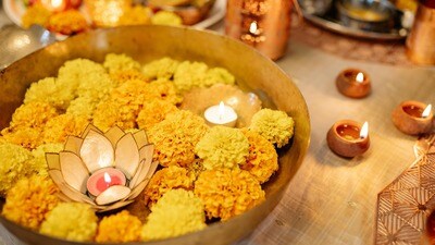 ఈ ముహురత్ ట్రేడింగ్లో ఏ స్టాక్స్ కొనాలి? (Pexels) ఈ ముహురత్ ట్రేడింగ్లో ఏ స్టాక్స్ కొనాలి? (Pexels)