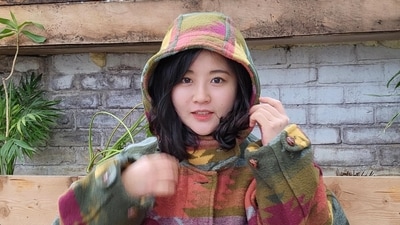 South Korean author Baek Se-Hee, known for her memoir I Want to Die but Want to Eat Tteokbokki, has passed away at 35 (Instagram/@_baeksehee) South Korean author Baek Se-Hee, known for her memoir I Want to Die but Want to Eat Tteokbokki, has passed away at 35 (Instagram/@_baeksehee)