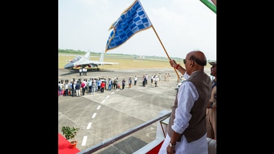 Defence minister Rajnath Singh flags off the first Tejas Mk1A (LA-5043) from the 3rd LCA Mk1A production line, at HAL in Nashik on Friday. (ANI) Defence minister Rajnath Singh flags off the first Tejas Mk1A (LA-5043) from the 3rd LCA Mk1A production line, at HAL in Nashik on Friday. (ANI)