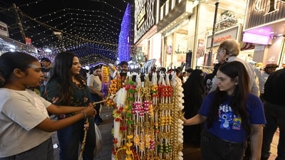 Hordes of shoppers are visiting Lajpat Nagar market ahead of Diwali. The wall hangings and other decoratives are the main crowd pullers. (Photo: Sanjeev Verma/HT) Hordes of shoppers are visiting Lajpat Nagar market ahead of Diwali. The wall hangings and other decoratives are the main crowd pullers. (Photo: Sanjeev Verma/HT)