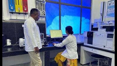 Experts of Bathinda-based Maharaja Ranjit Singh Punjab Technical University working in the food testing laboratory (HT Photo) Experts of Bathinda-based Maharaja Ranjit Singh Punjab Technical University working in the food testing laboratory (HT Photo)