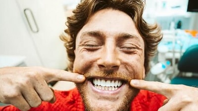 Bailey Zimmerman shows off his teeth makeover (Instagram) Bailey Zimmerman shows off his teeth makeover (Instagram)