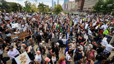 Protesters march in the second "No Kings" protest on October 18, 2025 in Chicago, Illinois. (Getty Images via AFP) Protesters march in the second "No Kings" protest on October 18, 2025 in Chicago, Illinois. (Getty Images via AFP)