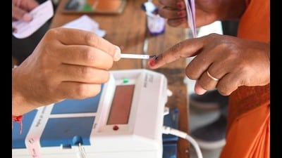 Voting will take place on November 6 and 11 (HT) Voting will take place on November 6 and 11 (HT)