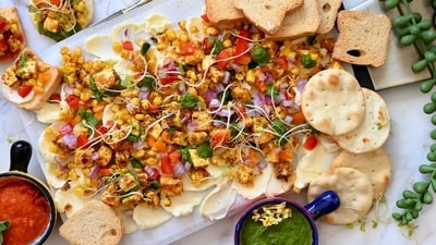 Chaat board recipe for Diwali hosting (Photo: Naturally Nidhi) Chaat board recipe for Diwali hosting (Photo: Naturally Nidhi)