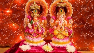 দীপাবলিতে লক্ষ্মী-গণেশের পুজো করবেন কীভাবে দীপাবলিতে লক্ষ্মী-গণেশের পুজো করবেন কীভাবে