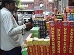 Temporary licence holders can only sell firecrackers in areas officially designated by the deputy commissioner, and sales from vehicles, shops, or undesignated stalls are prohibited. (HT Photo)
