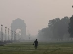 The 24-hour average Air Quality Index dipped to 296 (poor) at 4pm, from Saturday’s 268 at the same time, according to data from the Central Pollution Control Board. (Arvind Yadav/HT PHOTO) The 24-hour average Air Quality Index dipped to 296 (poor) at 4pm, from Saturday’s 268 at the same time, according to data from the Central Pollution Control Board. (Arvind Yadav/HT PHOTO)