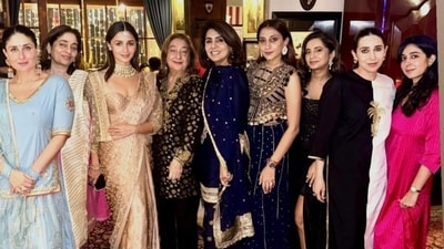 Neetu Kapoor shared the special picture featuring Alia Bhatt from Dhanteras celebrations. Neetu Kapoor shared the special picture featuring Alia Bhatt from Dhanteras celebrations.