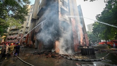 A massive fire broke out inside the Brahmaputra Building, MP's residential complex near Pant Marg in New Delhi. (HT Photo) A massive fire broke out inside the Brahmaputra Building, MP's residential complex near Pant Marg in New Delhi. (HT Photo)