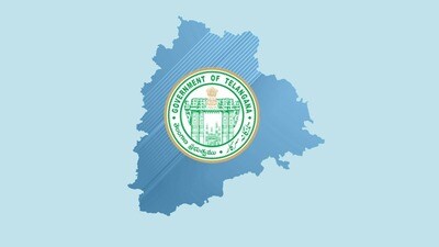 <p>అర్హత కలిగిన విద్యార్థులు <a href="https://telanganaepass.cgg.gov.in/" target="_blank">https://telanganaepass.cgg.gov.in/</a> వెబ్ సైట్ లోకి వెళ్లి దరఖాస్తు చేసుకోవాల్సి ఉంటుంది. రెన్యూవల్ చేసుకోలేని విద్యార్థులు కూడా ఇదే వెబ్ సైట్ లో ప్రాసెస్ చేసుకోవచ్చు. కొత్త విద్యార్థులు అయితే 'ఫ్రెష్ రిజిస్ట్రేషన్' అనే ఆప్షన్ పై నొక్కాలి. అప్పుడు బ్రౌజర్లో మీ స్కాలర్ షిప్ సంబంధిత అప్లికేషన్ ఫారమ్ ఓపెన్ అవుతుంది.</p> <p>అర్హత కలిగిన విద్యార్థులు <a href="https://telanganaepass.cgg.gov.in/" target="_blank">https://telanganaepass.cgg.gov.in/</a> వెబ్ సైట్ లోకి వెళ్లి దరఖాస్తు చేసుకోవాల్సి ఉంటుంది. రెన్యూవల్ చేసుకోలేని విద్యార్థులు కూడా ఇదే వెబ్ సైట్ లో ప్రాసెస్ చేసుకోవచ్చు. కొత్త విద్యార్థులు అయితే 'ఫ్రెష్ రిజిస్ట్రేషన్' అనే ఆప్షన్ పై నొక్కాలి. అప్పుడు బ్రౌజర్లో మీ స్కాలర్ షిప్ సంబంధిత అప్లికేషన్ ఫారమ్ ఓపెన్ అవుతుంది.</p>