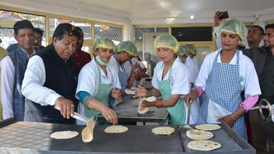 The project is modelled on the existing Atal canteens in Haryana (HT Archive) The project is modelled on the existing Atal canteens in Haryana (HT Archive)