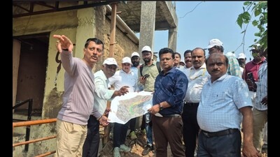 The visit comes days after the Supreme Court (SC) cleared the project earlier this week. (HT) The visit comes days after the Supreme Court (SC) cleared the project earlier this week. (HT)