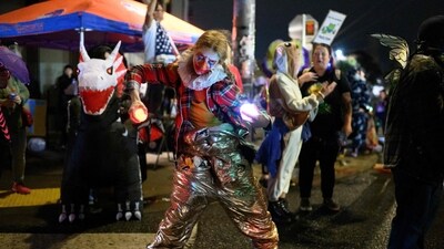 With their witty banners and anti-Trump chants, they then marched through the heart of the city, blocking traffic on the Hawthorne and Morrison bridges. (Getty Images via AFP) With their witty banners and anti-Trump chants, they then marched through the heart of the city, blocking traffic on the Hawthorne and Morrison bridges. (Getty Images via AFP)