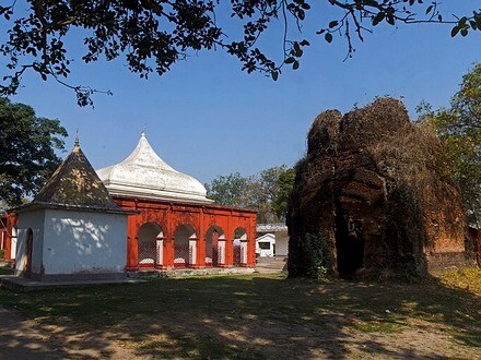 কিরীটেশ্বরী সতীপীঠের মন্দির গড়েন স্বয়ং রানি ভবানী!