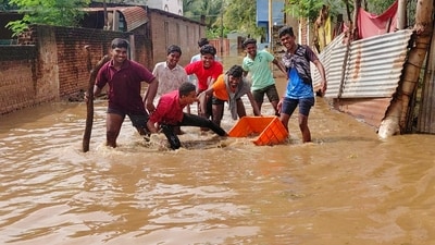 The high ranges of southern Thiruvananthapuram and northern Kozhikode and Kannur districts experienced widespread rains and overcast climate throughout the day. (PTI/ Representational) The high ranges of southern Thiruvananthapuram and northern Kozhikode and Kannur districts experienced widespread rains and overcast climate throughout the day. (PTI/ Representational)