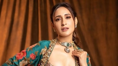 Actor Pragya Jaiswal Actor Pragya Jaiswal