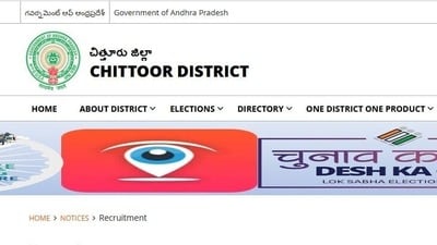 <p>మొత్తం 56 పోస్టులు ఉండగా.. ఇందులో అత్యధికంగా స్టాఫ్ నర్స్ ఖాళీలు 20 ఉన్నాయి. ఇక</p><p>మెడికల్ ఆఫీసర్ పోస్టులు 13 ఉండగా…లాస్ట్ గ్రేడ్ సర్వీసెస్ ఖాళీలు 8 ఉన్నాయి. మిగతా విభాగాల్లో పలు ఖాళాీలు ఉన్నాయి.<strong> </strong>పోస్టులను అనుసరించి అర్హతలను నిర్ణయించారు. టెన్త్, డిగ్రీ, ఎంబీబీఎస్, సీఏ, Mcom లేదా ఎంబీఏలో ఉత్తీర్ణత ఉండాలి. అంతేకాకుండా పని చేసిన అనుభవం ఉండాలి. పూర్తి వివరాలను నోటిఫికేషన్ లో చూడొచ్చు. </p> <p>మొత్తం 56 పోస్టులు ఉండగా.. ఇందులో అత్యధికంగా స్టాఫ్ నర్స్ ఖాళీలు 20 ఉన్నాయి. ఇక</p><p>మెడికల్ ఆఫీసర్ పోస్టులు 13 ఉండగా…లాస్ట్ గ్రేడ్ సర్వీసెస్ ఖాళీలు 8 ఉన్నాయి. మిగతా విభాగాల్లో పలు ఖాళాీలు ఉన్నాయి.<strong> </strong>పోస్టులను అనుసరించి అర్హతలను నిర్ణయించారు. టెన్త్, డిగ్రీ, ఎంబీబీఎస్, సీఏ, Mcom లేదా ఎంబీఏలో ఉత్తీర్ణత ఉండాలి. అంతేకాకుండా పని చేసిన అనుభవం ఉండాలి. పూర్తి వివరాలను నోటిఫికేషన్ లో చూడొచ్చు. </p>