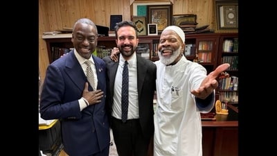 Who is Siraj Wahhaj? Zohran Mamdani under fire for posing with Imam linked to 1993 World Trade Center attack (@ZohranKMamdani/X)