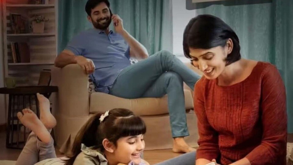 <p>409 రూపాయల ప్లాన్ - ఈ ఎయిర్‌టెల్ ప్లాన్ 28 రోజుల వాలిడిటీతో వస్తుంది. ఇందులో మీకు ఇంటర్నెట్ ఉపయోగించడానికి ప్రతిరోజూ 2.5జీబీ డేటా లభిస్తుంది. ఈ ప్లాన్‌లో 22కు పైగా ఓటీటీ యాప్‌ల యాక్సెస్ వస్తుంది.</p>