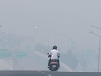 A view of the smoggy morning weather in Gurugram on Tuesday. (Parveen Kumar/Hindustan Times) A view of the smoggy morning weather in Gurugram on Tuesday. (Parveen Kumar/Hindustan Times)