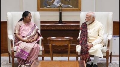 Delhi CM Rekha Gupta meets Prime Minister Narendra Modi on Tuesday. (HT) Delhi CM Rekha Gupta meets Prime Minister Narendra Modi on Tuesday. (HT)