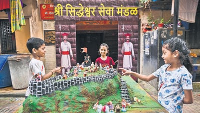 Mumbai, India. Oct 21, 2025 - Children of Shiddheswar chawl in Prabhadevi gather to celebrate the festival. Building a miniature of historic Chatrapati Shivaji Maharaj`s forts during Diwali has long been a tradition. Mumbai, India. Oct 21, 2025. (Photo by Raju Shinde/HT Photo) (Raju Shinde)