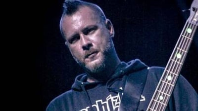 Limp Bizkit bassist Sam Rivers has died at 48, with reports indicating he was nonresponsive when emergency services arrived. (X) Limp Bizkit bassist Sam Rivers has died at 48, with reports indicating he was nonresponsive when emergency services arrived. (X)