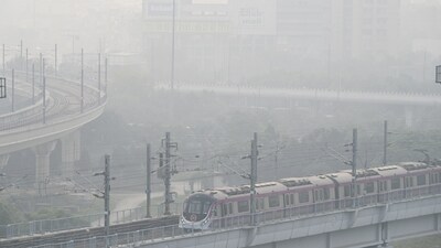 A metro wades amid poor visibility in Noida on Tuesday. The air quality in Delhi-NCR is currently in the very poor to severe category, with the Air Quality Index (AQI) of many areas crossing 400. (Sunil Ghosh/Hindustan Times) A metro wades amid poor visibility in Noida on Tuesday. The air quality in Delhi-NCR is currently in the very poor to severe category, with the Air Quality Index (AQI) of many areas crossing 400. (Sunil Ghosh/Hindustan Times)