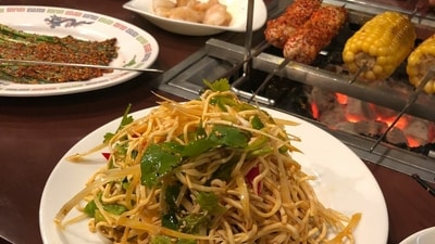 Several incidents of human and artificial teeth found in meals across China sparked food safety probes. (Representational image/Unsplash) Several incidents of human and artificial teeth found in meals across China sparked food safety probes. (Representational image/Unsplash)