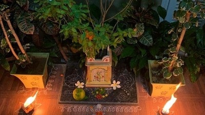 కార్తీక మాసంలో దీపదానం (pinterest)
