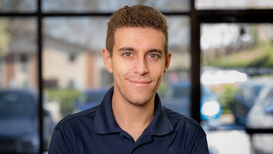 Daniel Naroditsky, a prominent American chess grandmaster, died at 29, leaving a legacy of strategic brilliance and teaching. (X/@CLTchesscenter)