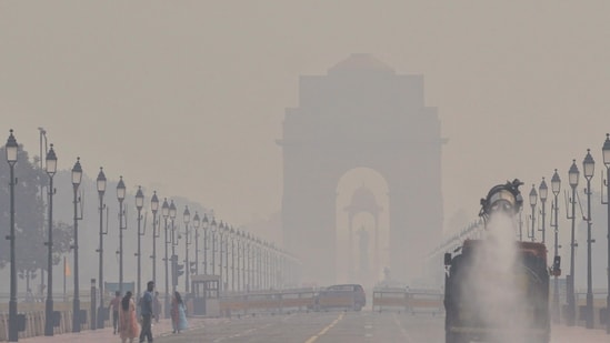 An anti-smog gun sprays water droplets to curb air pollution in New Delhi (PTI)