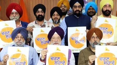 Union Minister Hardeep Singh Puri and his family presented Guru Gobind Singh and Mata Sahib Kaur's sacred footwear, which will be taken to Guru Sahib’s birthplace, Takht Sri Patna Sahib, as part of the "Charan Suhawa" Guru Charan Yatra. (ANI ) Union Minister Hardeep Singh Puri and his family presented Guru Gobind Singh and Mata Sahib Kaur's sacred footwear, which will be taken to Guru Sahib’s birthplace, Takht Sri Patna Sahib, as part of the "Charan Suhawa" Guru Charan Yatra. (ANI )