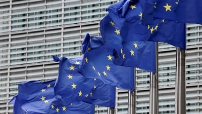 FILE PHOTO: European Union flags flutter outside the EU Commission headquarters in Brussels, Belgium July 16, 2025. REUTERS/Yves Herman//File Photo (REUTERS)