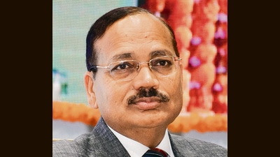 Justice Surya Kant addressing during a Regional Conference on Environment at Punjab University in Chandigarh on Sunday, April 22, 2018. (HT) Justice Surya Kant addressing during a Regional Conference on Environment at Punjab University in Chandigarh on Sunday, April 22, 2018. (HT)