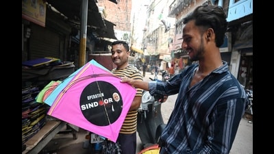 People buying kites printed with “Operation Sindoor” designs during Jamghat, in Lucknow, on Wednesday. (Mushtaq Ali/HT) People buying kites printed with “Operation Sindoor” designs during Jamghat, in Lucknow, on Wednesday. (Mushtaq Ali/HT)