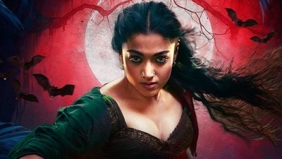 <p><strong>రష్మిక మందన్న </strong>- నేషనల్ క్రష్ రష్మిక మందన్నకు కూడా ఇదే తొలి హారర్ మూవీ. ఆమె ఈ సినిమా కోసం రూ.5 నుంచి 7 కోట్ల వరకు అందుకున్నట్లు సమాచారం.</p> <p><strong>రష్మిక మందన్న </strong>- నేషనల్ క్రష్ రష్మిక మందన్నకు కూడా ఇదే తొలి హారర్ మూవీ. ఆమె ఈ సినిమా కోసం రూ.5 నుంచి 7 కోట్ల వరకు అందుకున్నట్లు సమాచారం.</p>
