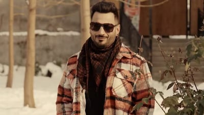 Rishabh Tandon was known for songs like Yeh Ashiqui, Ishq Fakeerana, and Chand Tu. Rishabh Tandon was known for songs like Yeh Ashiqui, Ishq Fakeerana, and Chand Tu.