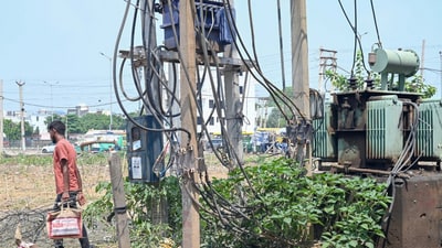 A transformer in Uttar Pradesh. The demand for electricity in India's most populous state has more than doubled in the past decade to a peak of more than 30,000 MW. (Parveen Kumar/HT) A transformer in Uttar Pradesh. The demand for electricity in India's most populous state has more than doubled in the past decade to a peak of more than 30,000 MW. (Parveen Kumar/HT)