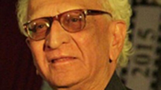 Eknath Vasant Chitnis dies at 100 (HT Photo)