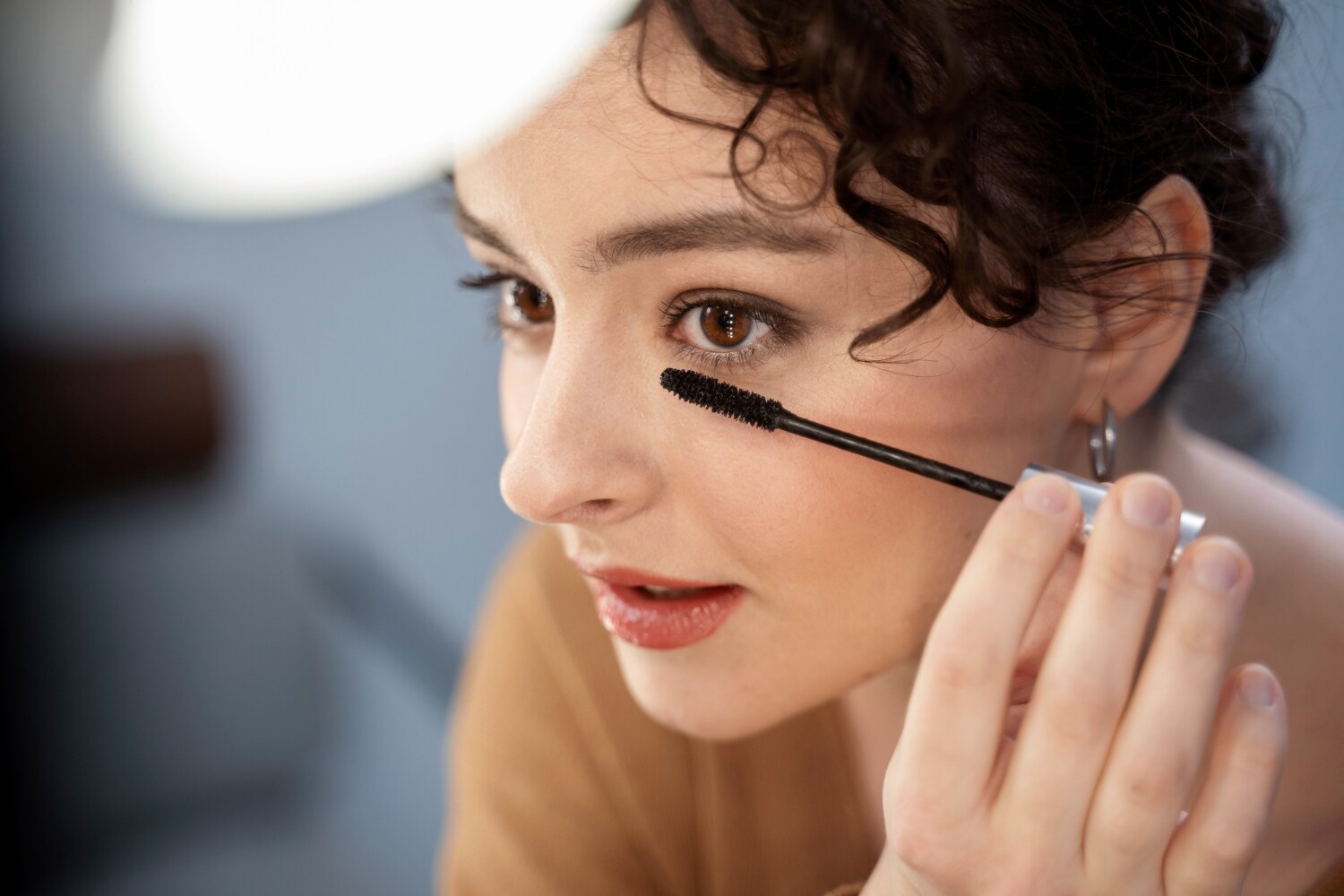 Prep your skin first before you dive in with your favourite products like mascara. (Picture credit: Freepik) Prep your skin first before you dive in with your favourite products like mascara. (Picture credit: Freepik)