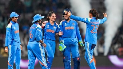 Renuka Singh Thakur gave India a good start as the side looked to defend 325 inside 44 overs. She struck twice, dismissing Georgia Plimmer and Sophie Devine in quick succession. (PTI) Renuka Singh Thakur gave India a good start as the side looked to defend 325 inside 44 overs. She struck twice, dismissing Georgia Plimmer and Sophie Devine in quick succession. (PTI)