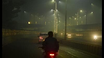The report indicated substantial deterioration in air quality, with PM 10 and PM 2.5 exceeding the National Ambient Air Quality Standards (NAAQS) of 100 and 60 micrograms per cubic meter, respectively. (File Photo) The report indicated substantial deterioration in air quality, with PM 10 and PM 2.5 exceeding the National Ambient Air Quality Standards (NAAQS) of 100 and 60 micrograms per cubic meter, respectively. (File Photo)
