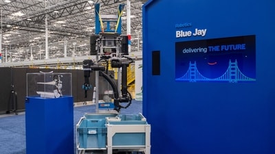 Amazon's latest robotic system Blue Jay is displayed during Amazon's "Delivering the Future" presentation at DUR3 Delivery Station in Milpitas, California on October 22, 2025. (AFP) Amazon's latest robotic system Blue Jay is displayed during Amazon's "Delivering the Future" presentation at DUR3 Delivery Station in Milpitas, California on October 22, 2025. (AFP)